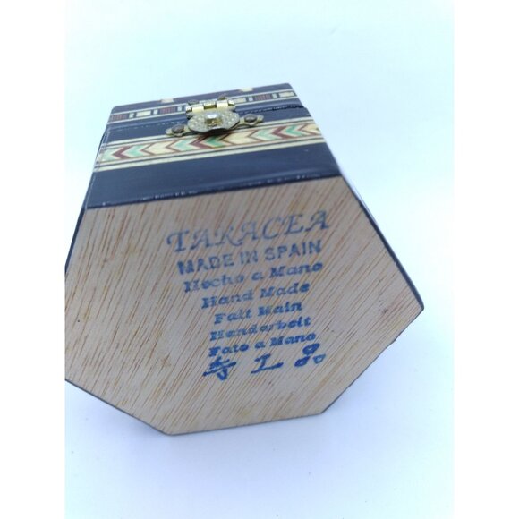 Handmade Taracea Wooden Moorish style 3.25" Hexagon trinket Box From Spain - Picture 2 of 12